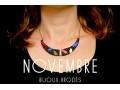 Détails : Novembre bijoux brodés, des lignes féminines et des couleurs pop !